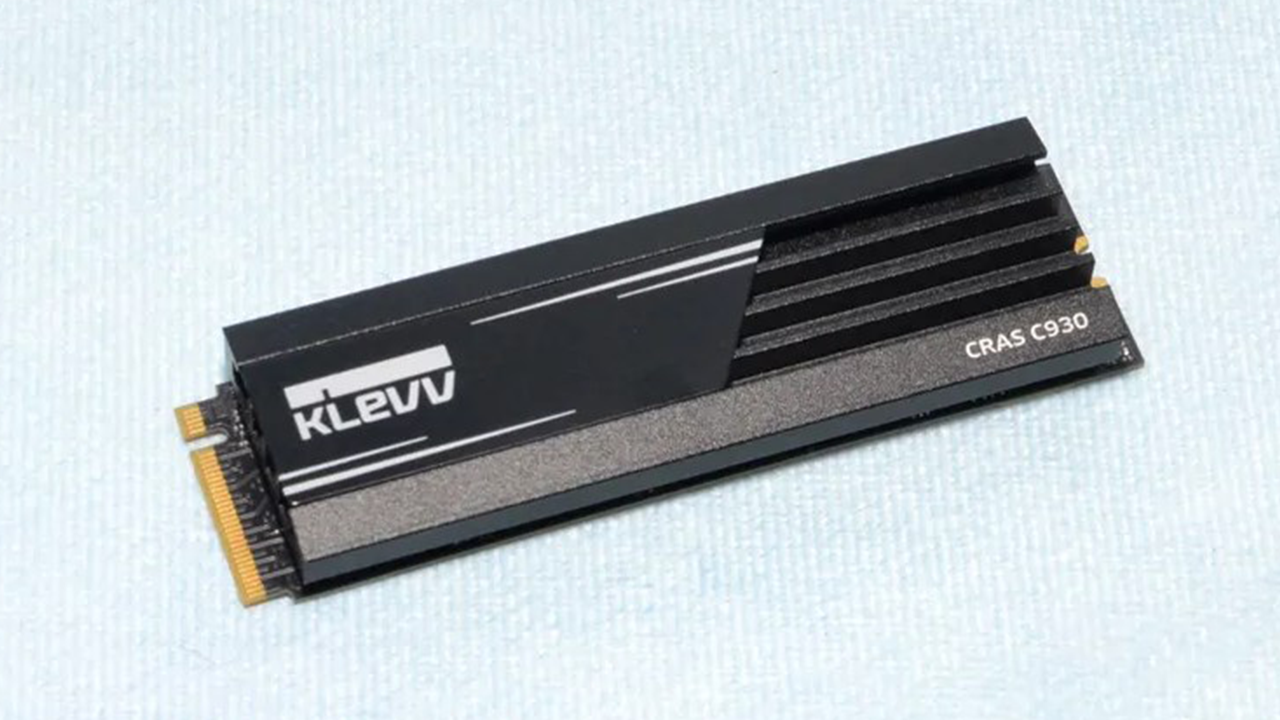 Klevv CRAS C930 2TB SSD review: The good, the bad, and the mediocre