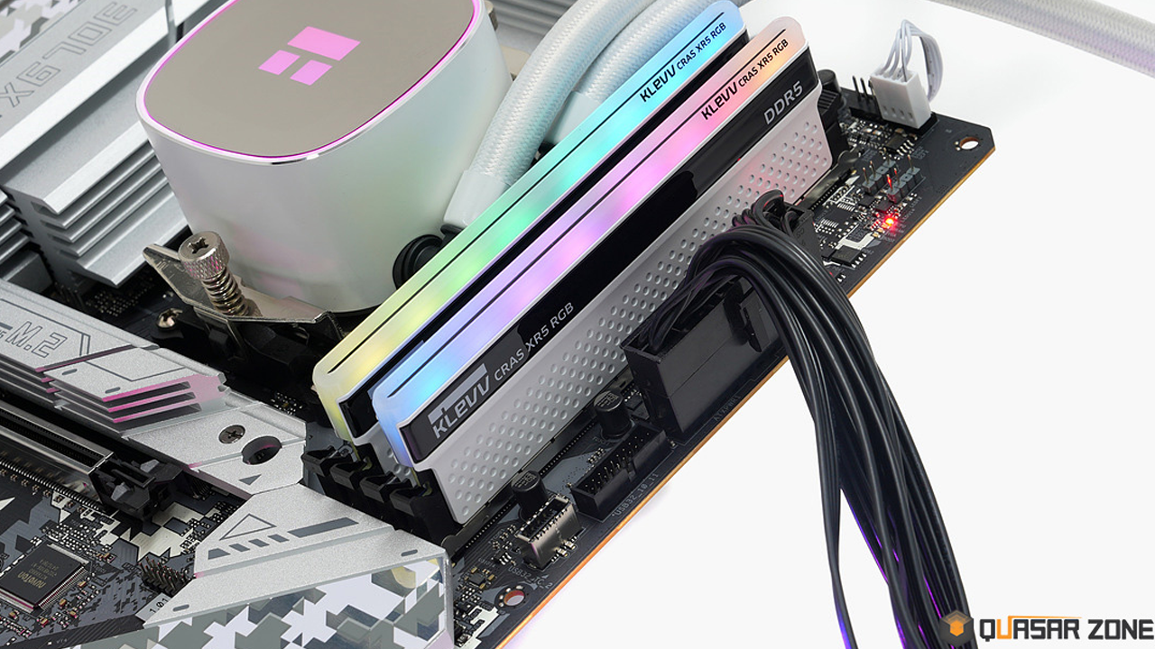 KLEVV DDR5-6200 CL40 CRAS XR5 RGB 패키지 32GB(16×2)