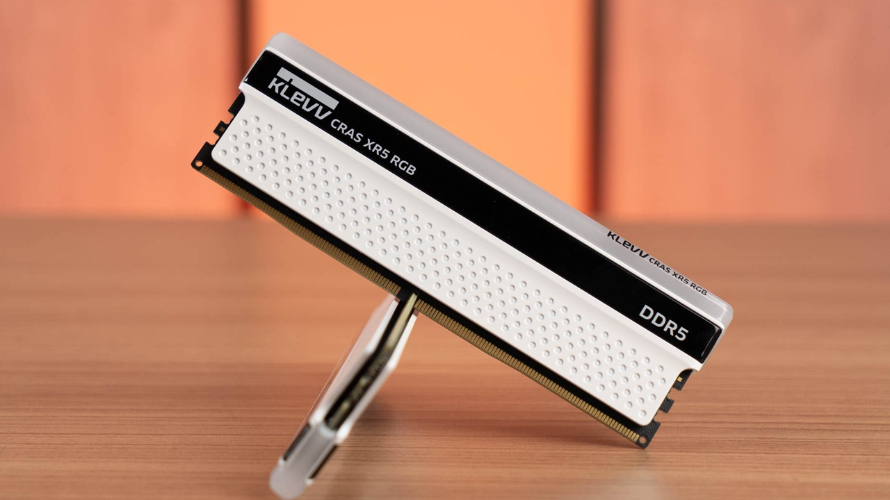 KLEVV CRAS XR5 RGB DDR5-6200 32GB (Intel XMP & AMD EXPO) Overview