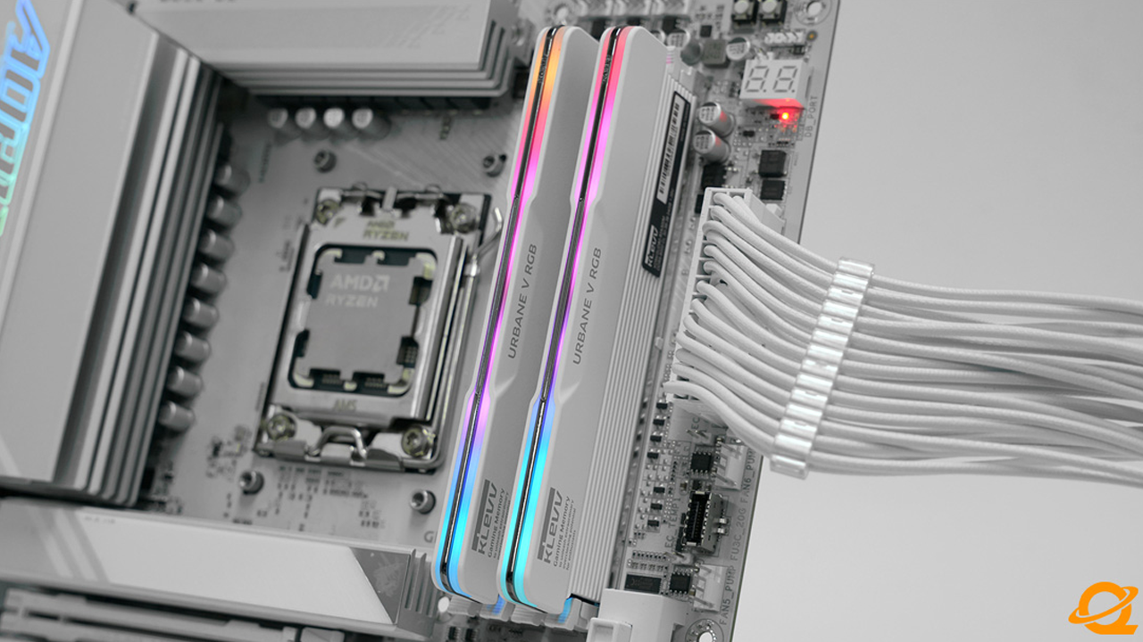 ESSENCORE KLEVV DDR5-6000 CL30 URBANE V RGB 패키지 서린 48GB(24Gx2)